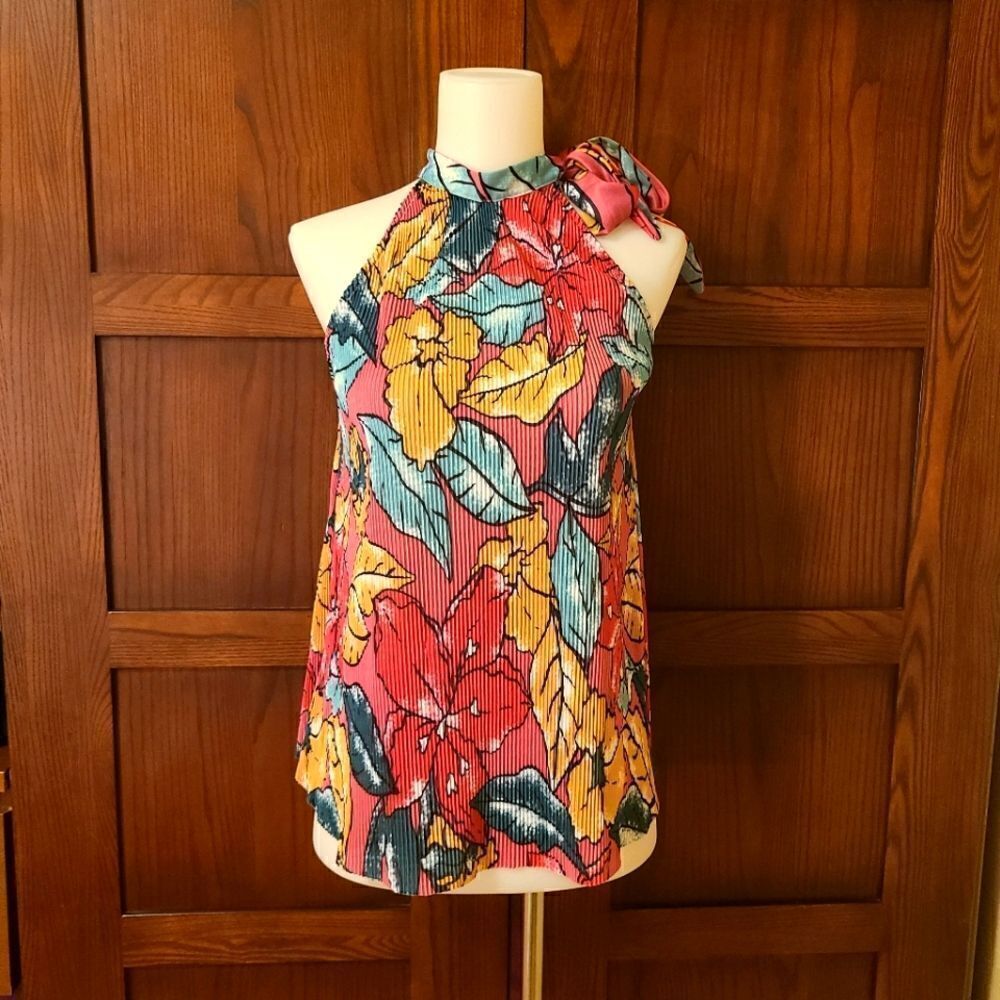 Maeve Accordian Pleat Floral Sleeveless Blouse with Neck Tie Small
